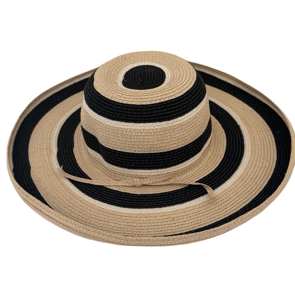 Macy's Wide-Brim Straw Raffia Sun Hat in Black and Tan Stripes